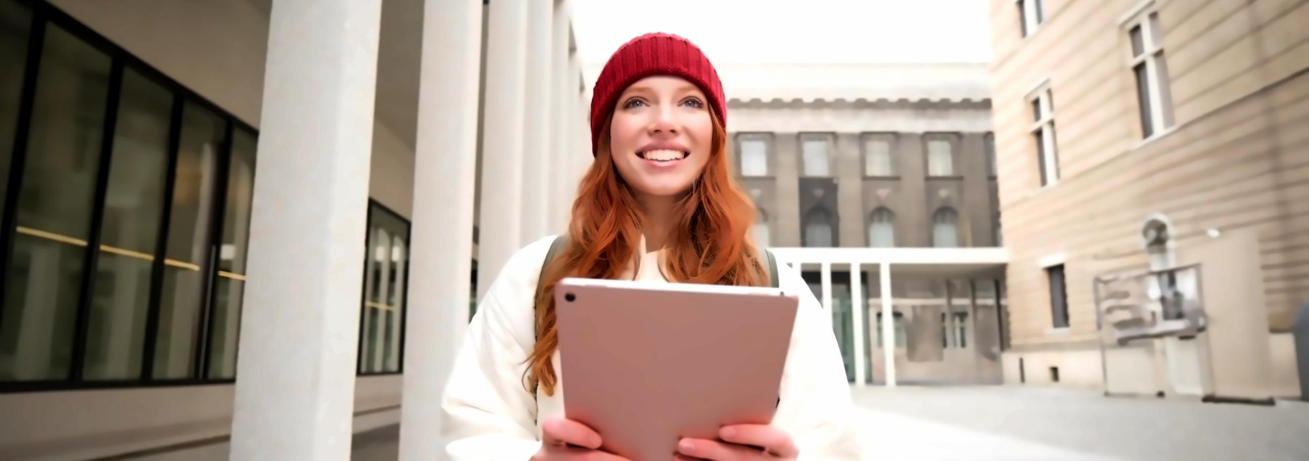 Workshop-Situation mit Teilnehmern bei der Reflexion über Geldmuster